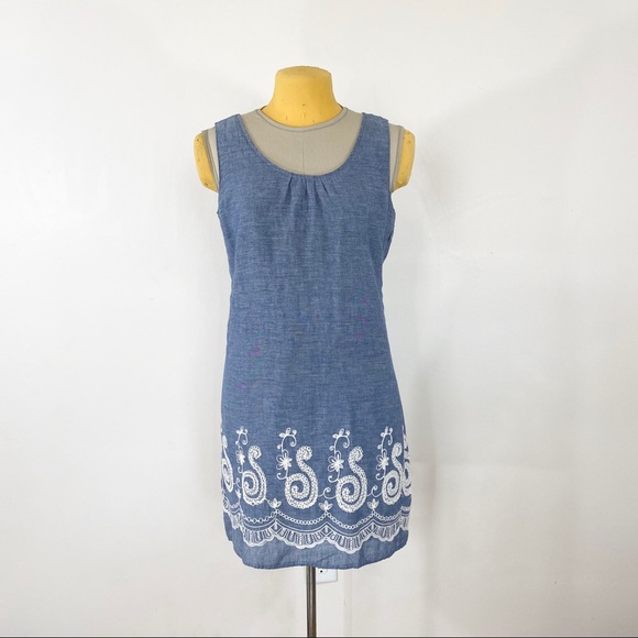 ⭐️Umgee Chambray Embroidered Dress - Picture 1 of 8